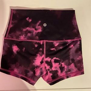 Lululemon Boogie Roll Down Short 2.5”